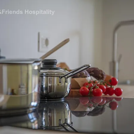 Apartment Living Dante 41 *